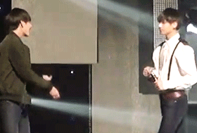 ㄱ 아무래도 정국이는 눈치챘고 태형이는 몰라 (와칭뷔 국뷔) | 인스티즈