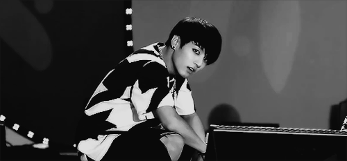 [방탄소년단] 살인자(날 납치한 연쇄 살인범과의 동침?) prologue | 인스티즈