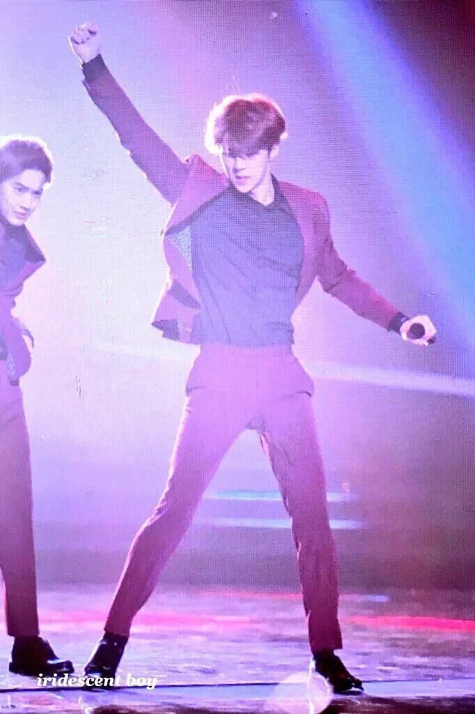 정색쩌는 아이돌...gif | 인스티즈