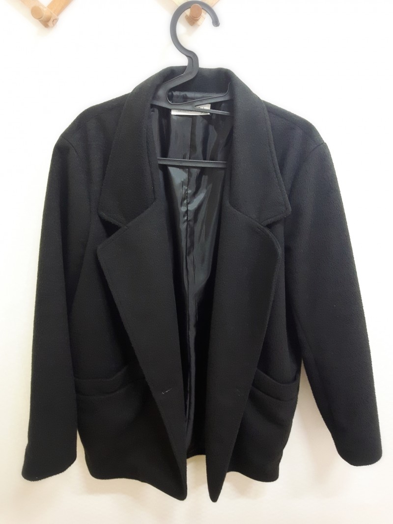 ♥가격 내렸어요ㅠㅠㅜ검정 코트/와인색 선인장 맨투맨 싸게 팔아용~!!♥ | 인스티즈