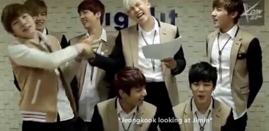 ㄱ보통 말하고있는사람이나 다른 집중된 상황을 쳐다보기 마련인데(국민 | 인스티즈