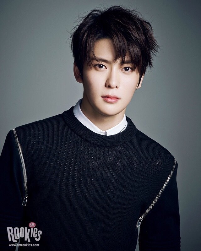 재현진짜얼굴에 재현이라고써있는거같이생기지않음???? | 인스티즈