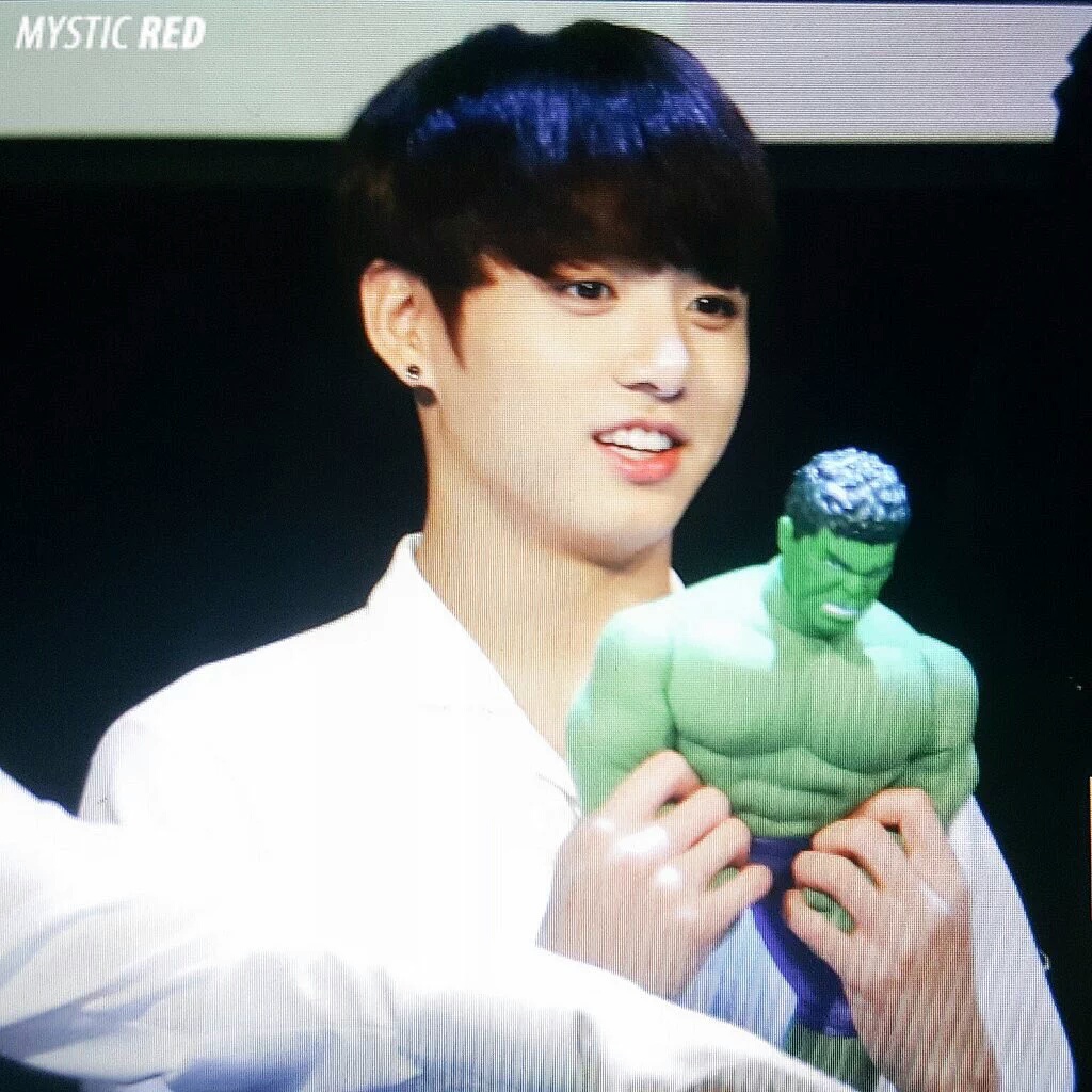 ㄱ정국이랑 짐니 매 팬싸마다 아이언맨이랑 헐크받는거 아랔?ㅋㅋㅋㅋㅋㅋㅋㅋㅋㅌ | 인스티즈