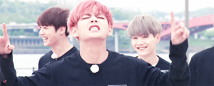 ㄱ 정국이를 귀여워하는 태형이를 귀여워하는 정국이 | 인스티즈