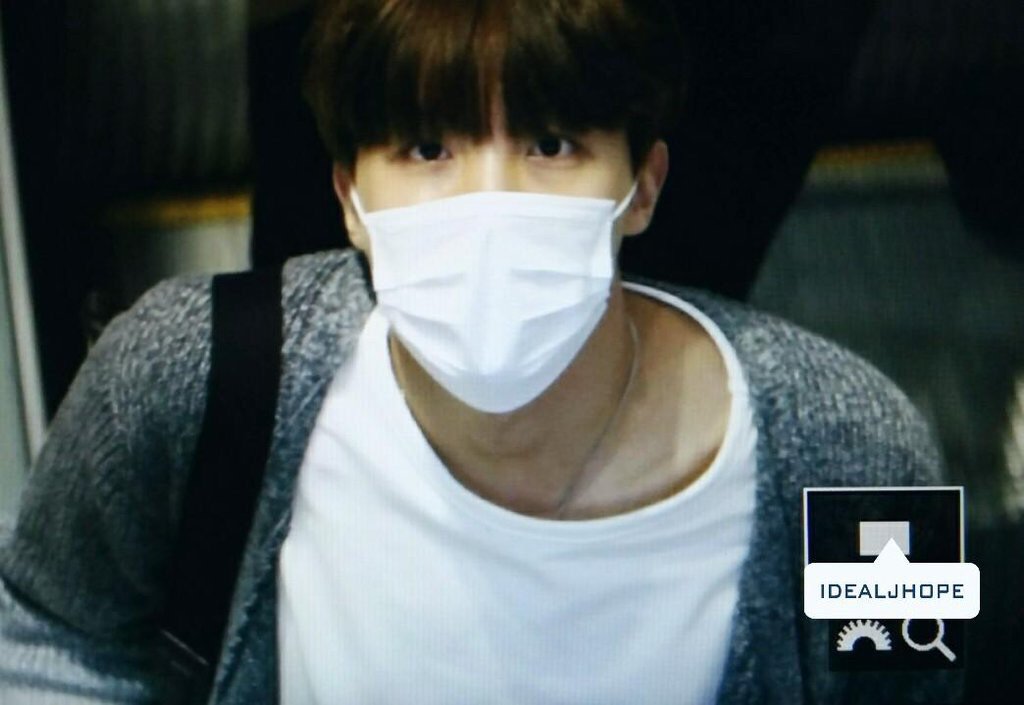 아..기분이 전혀 나아질 기미가 보이지 않는다...울 호석이 예쁜 사진좀 던져주고가여♡ | 인스티즈