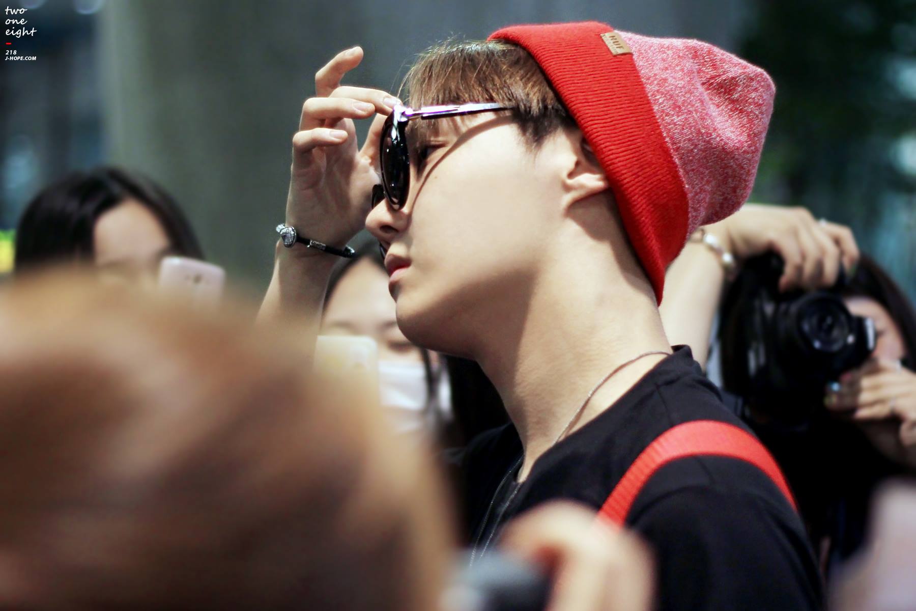 아..기분이 전혀 나아질 기미가 보이지 않는다...울 호석이 예쁜 사진좀 던져주고가여♡ | 인스티즈