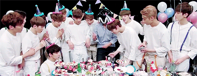 선배들의 우쭈쭈 대상이라는 신인ㅋㅋㅋㅋ | 인스티즈