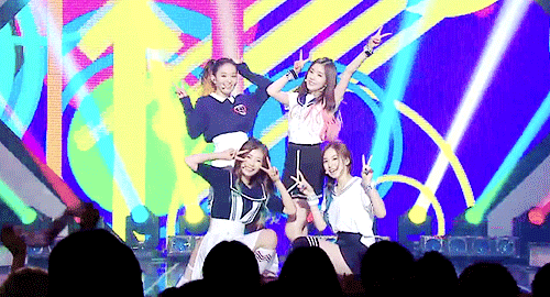 데뷔 초 무대의상이 제일 예뻤다는 아이돌그룹 | 인스티즈