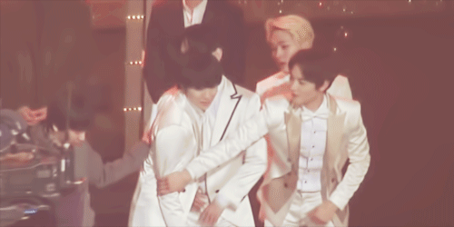 기자가 말하는 샤이니 멤버들과 태민의 모습 | 인스티즈