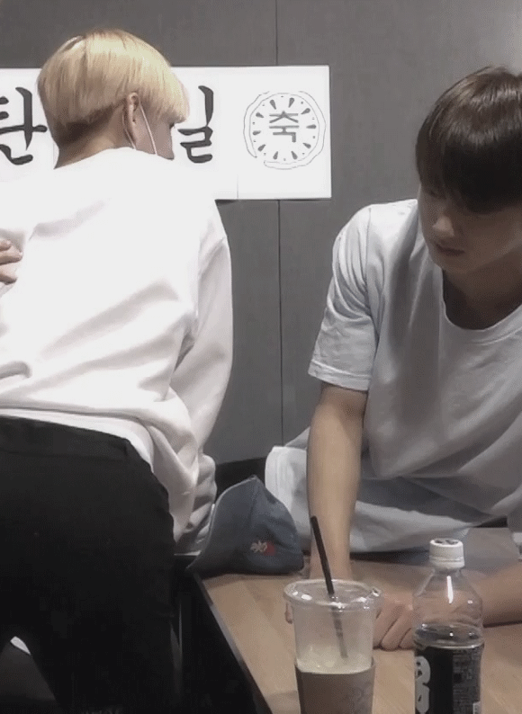 ㄱ 국뷔러 (모든 정국이랑 태형이있는 커플을 보고) | 인스티즈