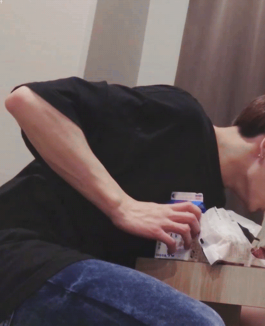 ㄱ 형, 내가 미짜는 아니여도 아직 고딩이잖아. (국민) | 인스티즈