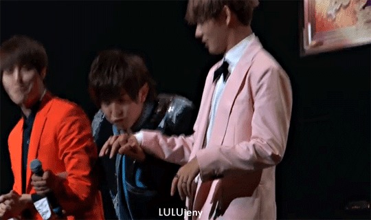 방탄소년단) 한국의 스치면 인연 vs. 일본의 스치면 사랑 | 인스티즈