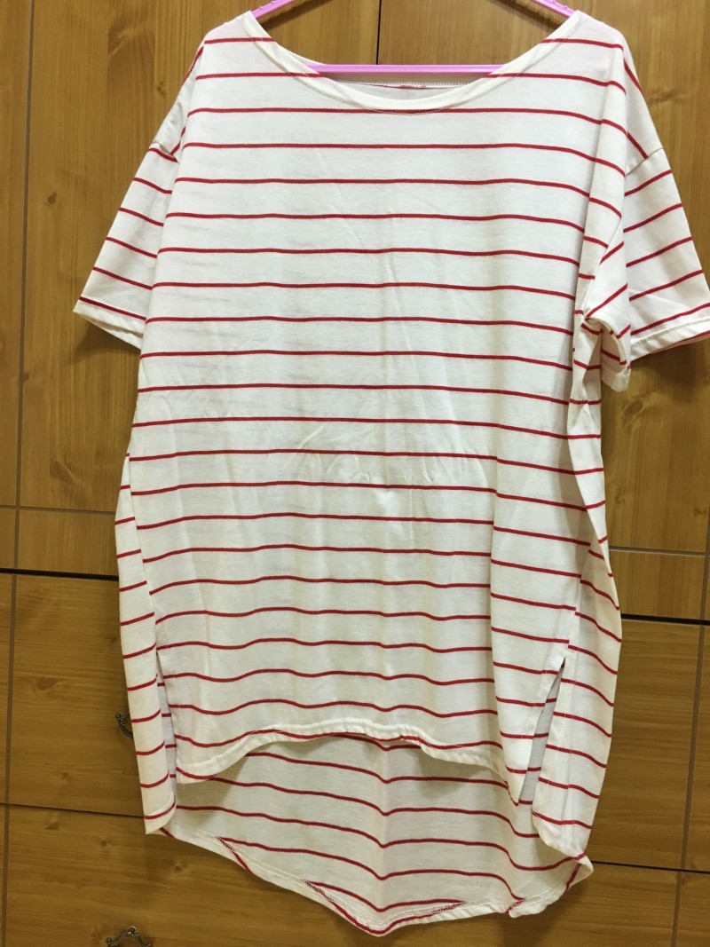 여름 티셔츠 / 가방 / 치마1개 팔아영 상태 좋아요 | 인스티즈