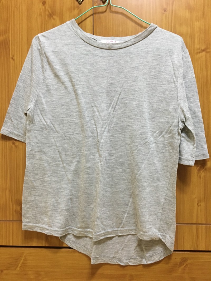 여름 티셔츠 / 가방 / 치마1개 팔아영 상태 좋아요 | 인스티즈