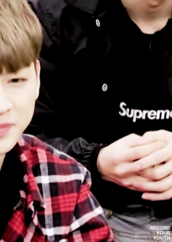 와 윤형이 잘생겼다고 하니까 | 인스티즈