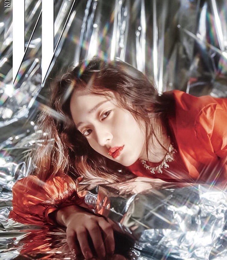 헐 나 처음으로 크리스탈한테 심쿵당함........ | 인스티즈