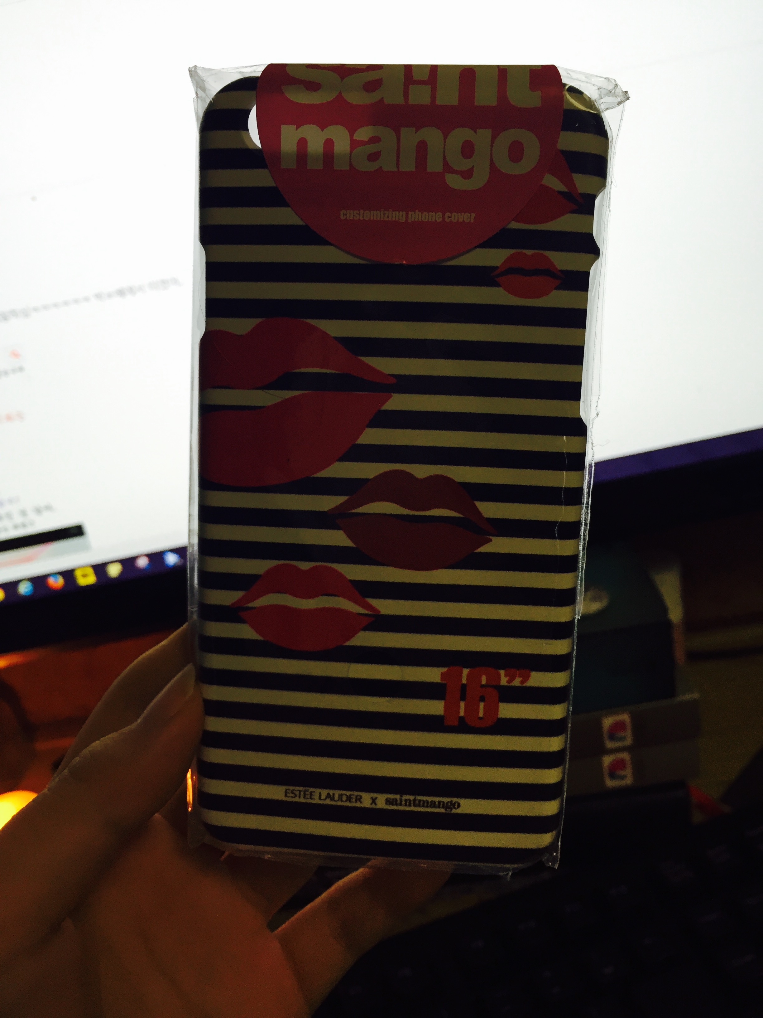 와 에스티로더에서 폰 케이스 줬는데 대박이야 | 인스티즈