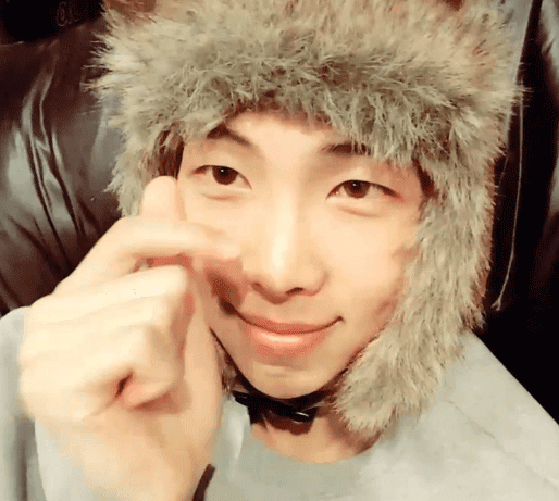 방탄에 걔 있잖아 애교부리고 맨날 현타오는 애 | 인스티즈