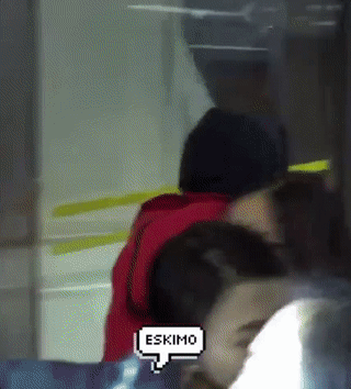 달려가는 거대 포대기짤ㅋㅋㅋㅋㅋㅋㅋㅋ.gif | 인스티즈