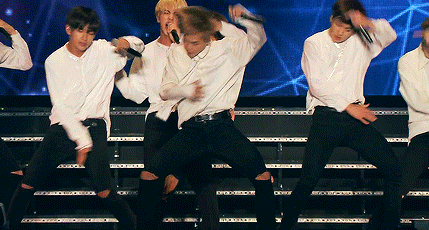 참 신기하지... 무대만 오르면 변하는 게.... | 인스티즈