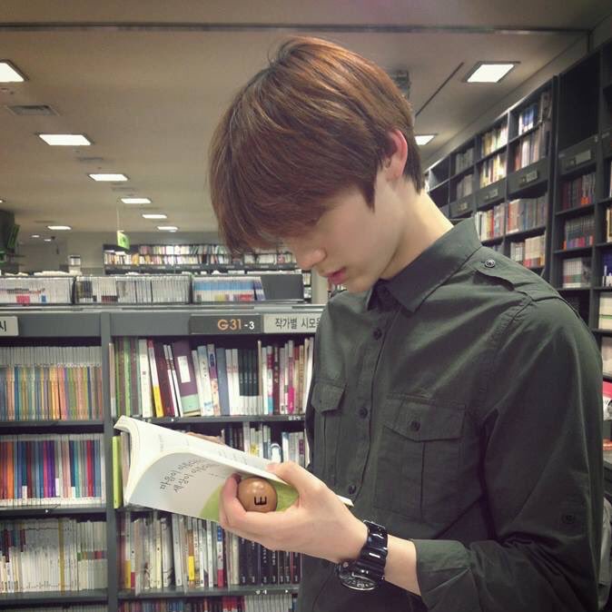 내가 아이돌한테 연애감정? 이런느낌 안드는데 황민현은 달라 | 인스티즈