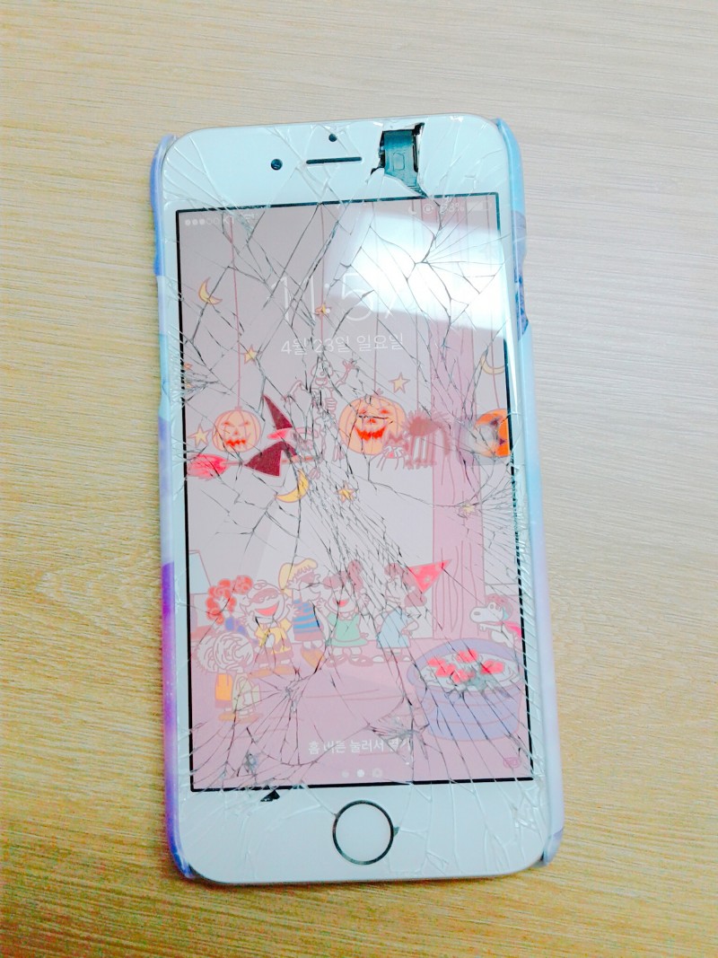 내 인생 가장 화려하게 깼던 폰ㅋㅋㅋ | 인스티즈