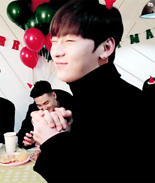 근데 민현이보면 현빈이한테 엉아인 척 하는 거 같지않냐 | 인스티즈