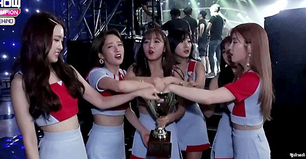 여러분 에이핑크 두 달 뒤에 8년 차 실화입니다 | 인스티즈