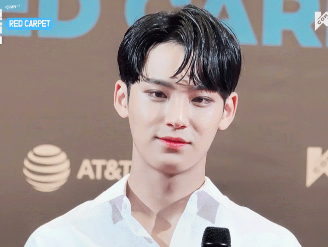 사람이 어케 이렇게 생겼지 | 인스티즈