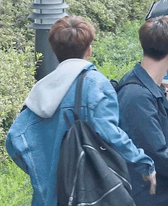 옹성우 강다니엘 ㄹㅇ 능글맞게 어머님이 누구니 무대해주면 좋겠다 | 인스티즈