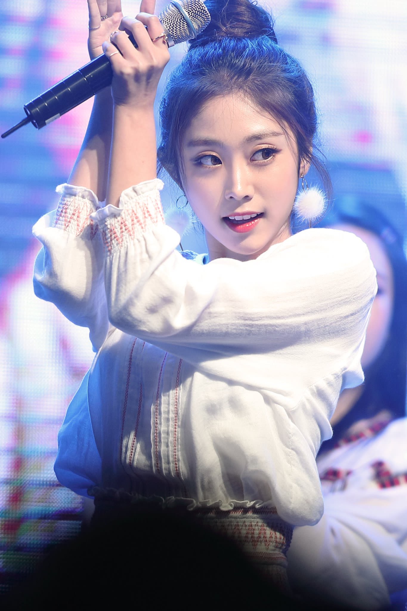 나는 지수 이목구비 드러나는 사진 중에 이 사진 좋아해 | 인스티즈